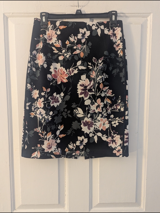 White House Black Market Dresses & Skirts - Floral A-Line Mini Skirt in Black with Pink & Cream Blooms
